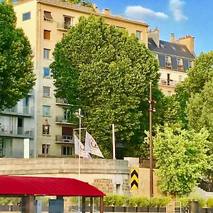 Bed & Breakfast Seine Et Marais, Paris