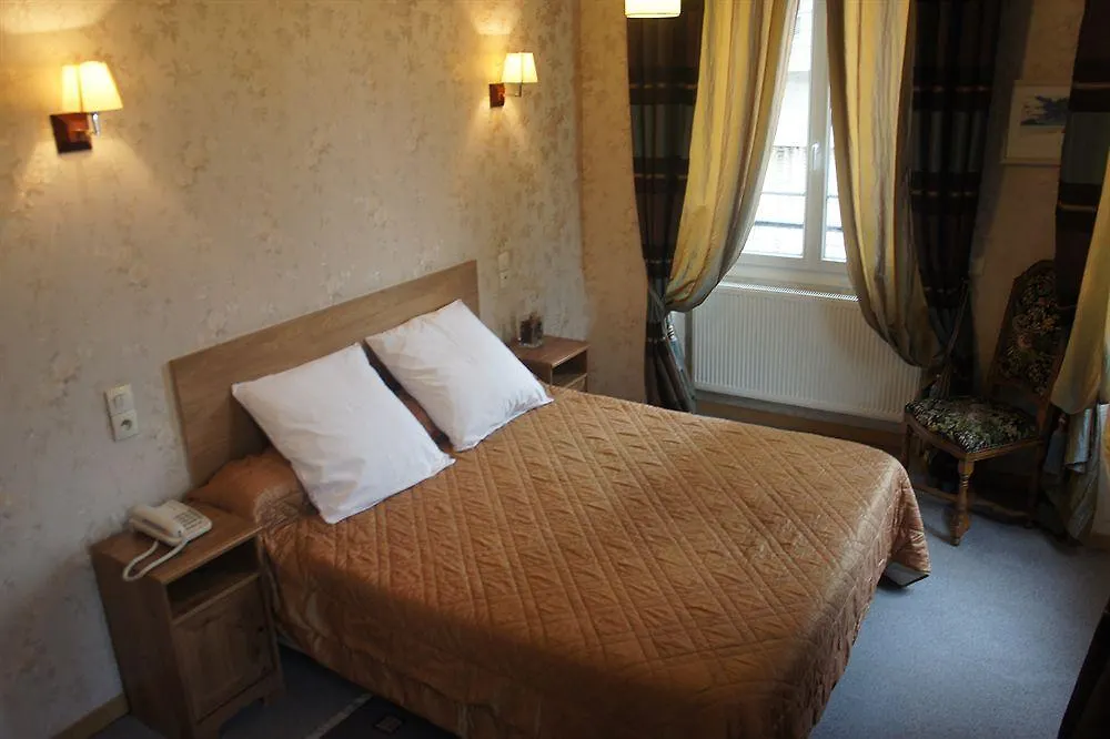 Hotel Les Chansonniers Paříž Francie
