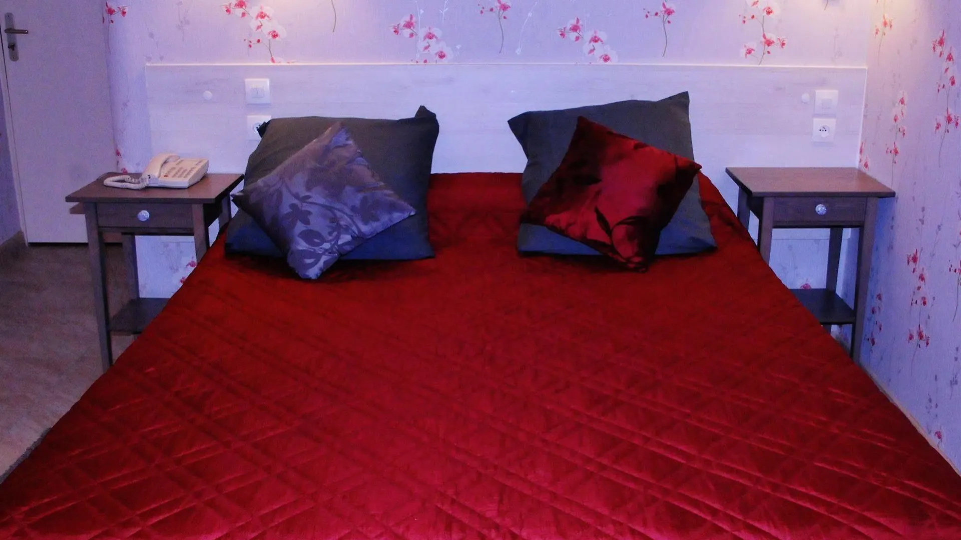 Hotel Les Chansonniers Paříž 3*,  Francie