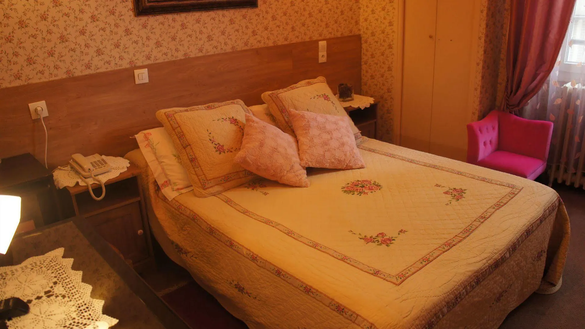 Hotel Les Chansonniers Paříž